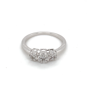 18ct White Gold Diamond Engagement Ring