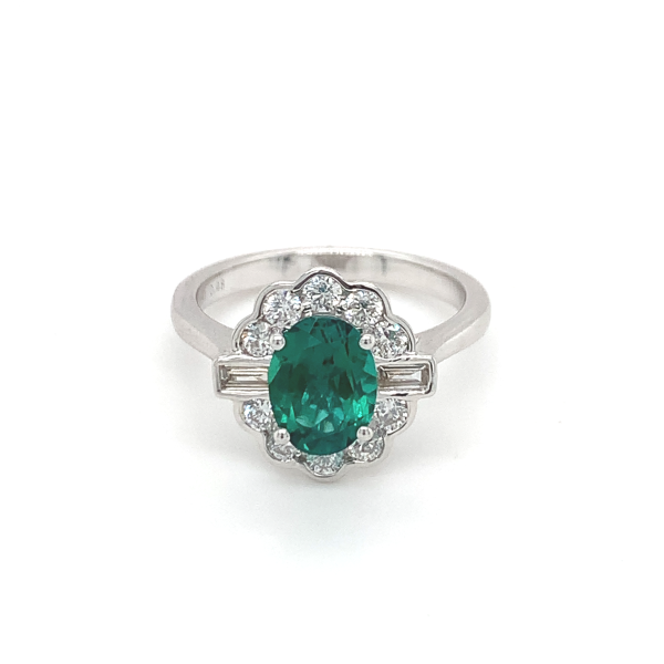 18ct White Gold Diamond & Emerald Ring