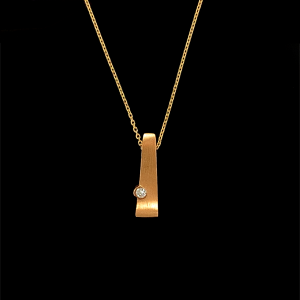 Diamond Pendant And Chain